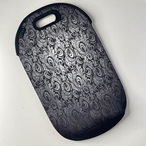 Icolor insulated double wine cooler.  NWT.  Neoprene double wine tote.